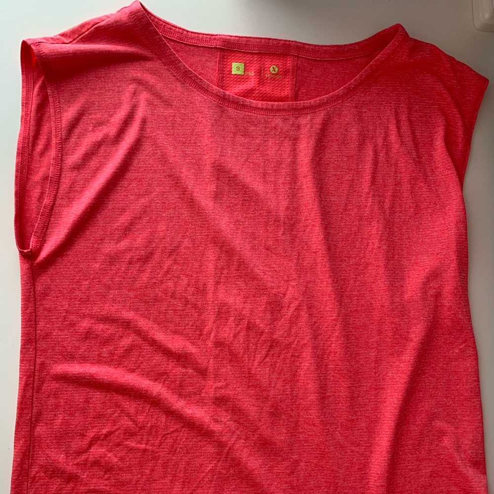Exercise shirt